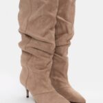 Μπεζ μπότες suede